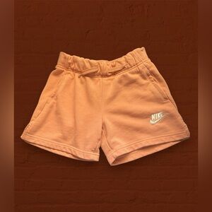 NIKE Girls Pink SPORTSWEAR CLUB FRENCH TERRY FLEECE SHORTS M standard fit